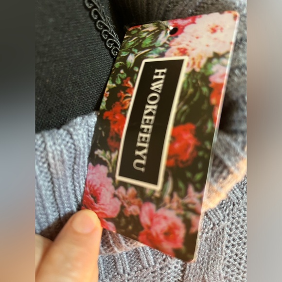 Turtleneck sweater gray Small NWT - Picture 5 of 5